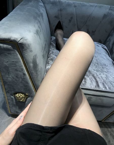 艾曼纽在线观看_高清迅雷电影在线