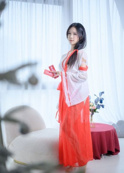 高贵女王脚奴视频vk_BD英语免费电视剧