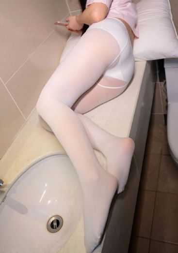 丰满大胸年轻的继牳_超清视频大全