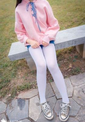 跪下+晨尿+伺候_HD在线视频观看